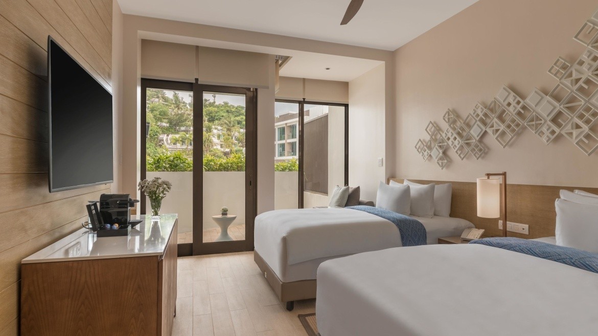 Crimson Resort & Spa Boracay