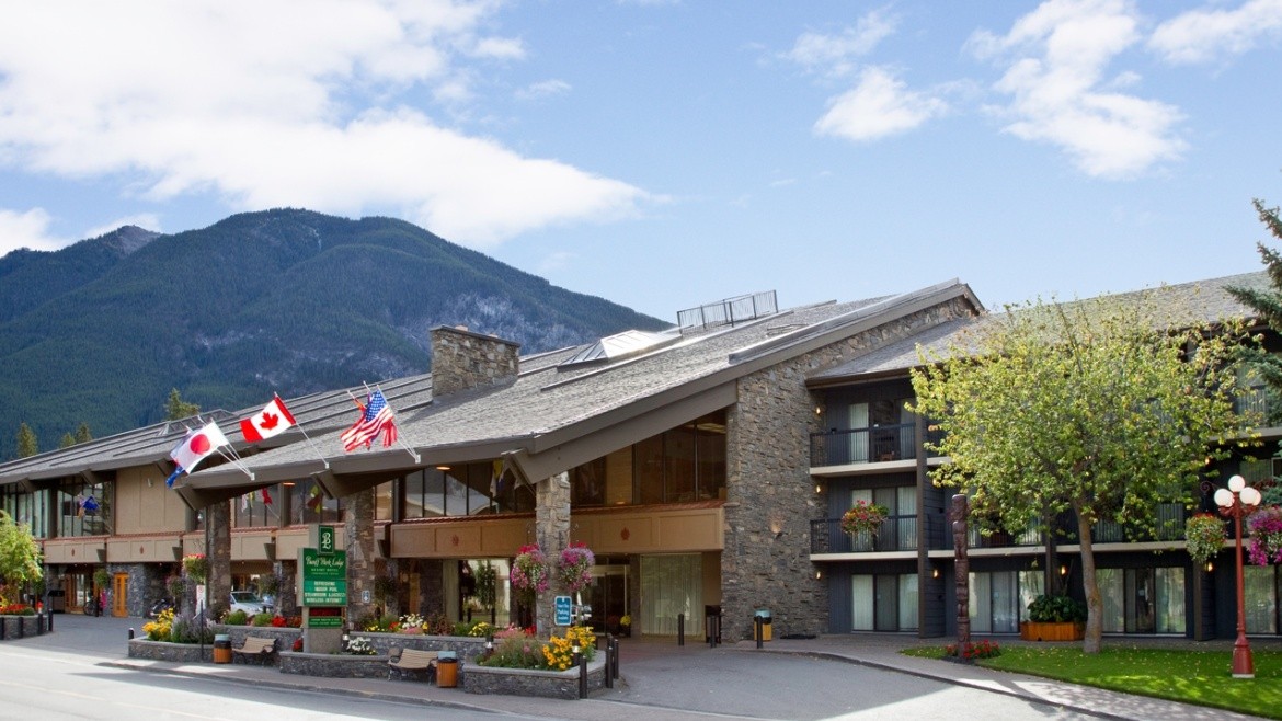 Banff Park Lodge