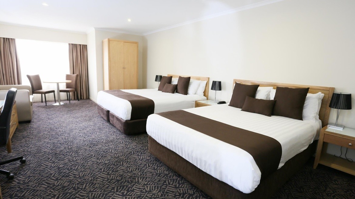 Best Western Plus Hovell Tree Inn