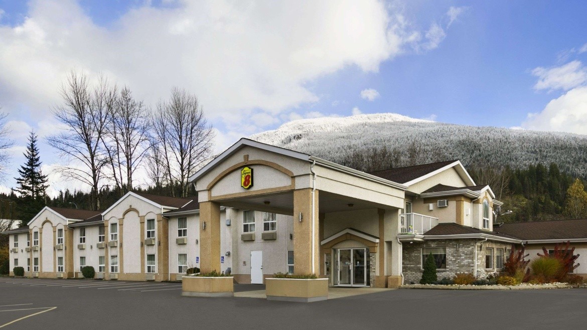 Super 8 by Wyndham Revelstoke BC