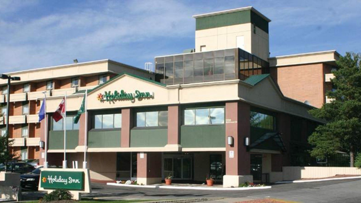 Holiday Inn Calgary Airport