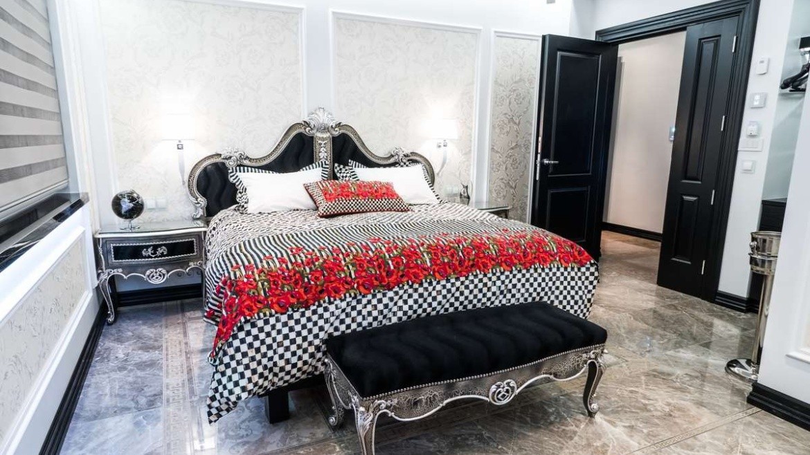Diamond Suites