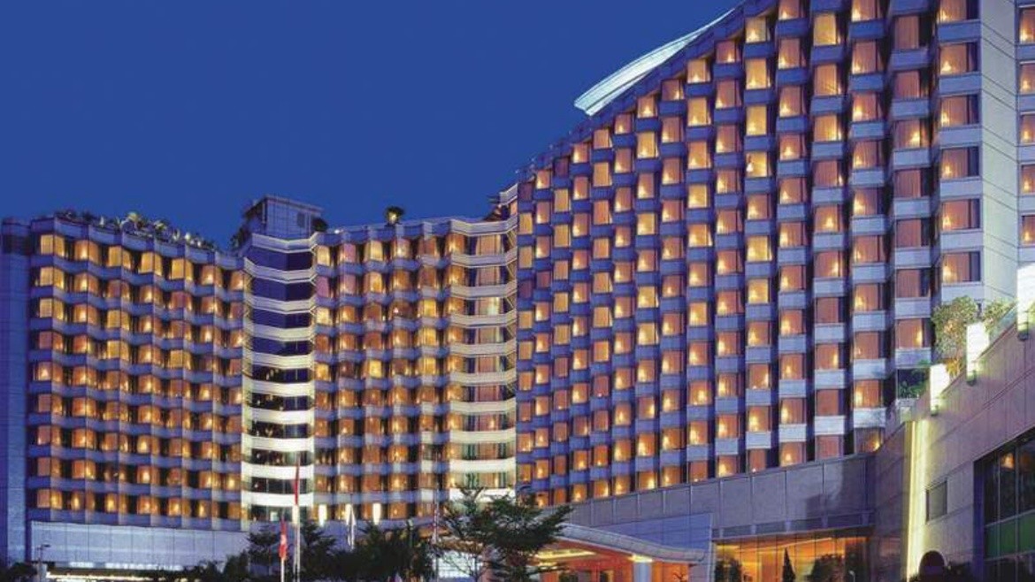 Harbour Plaza Metropolis