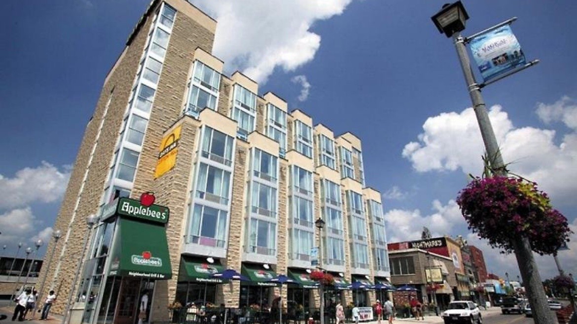 Falls Hotel & Inn at Clifton Hill