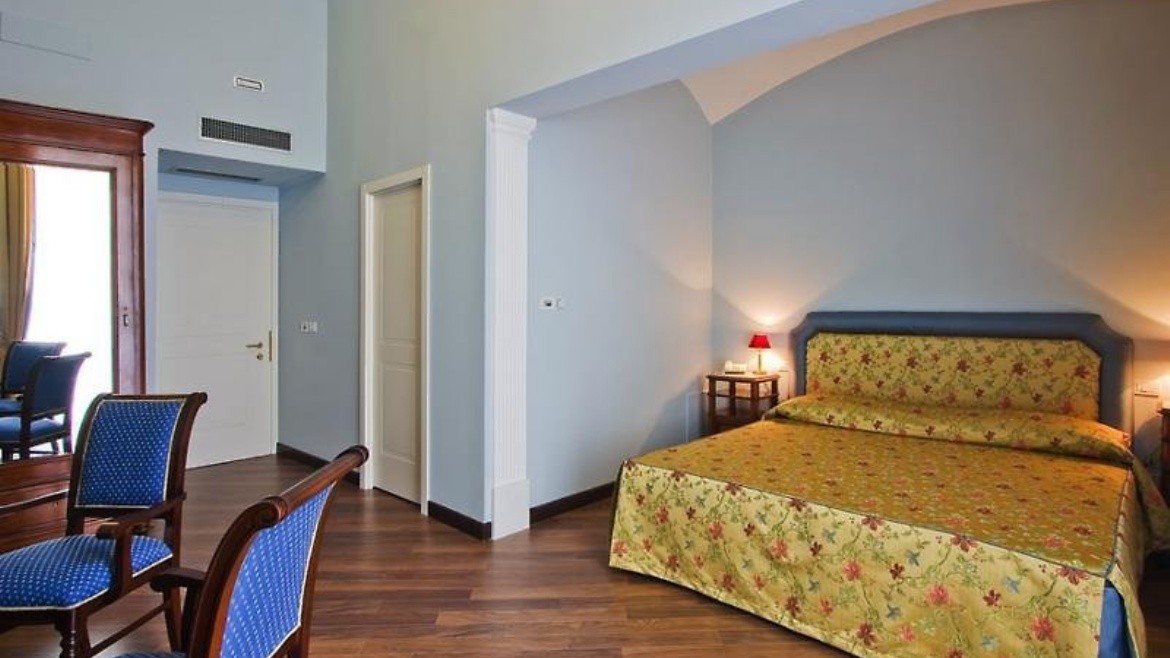 Decumani Hotel de Charme