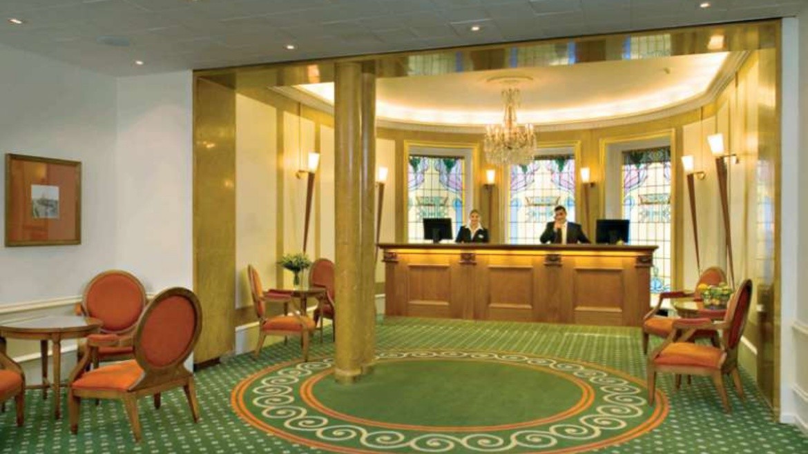 Grand Hotel