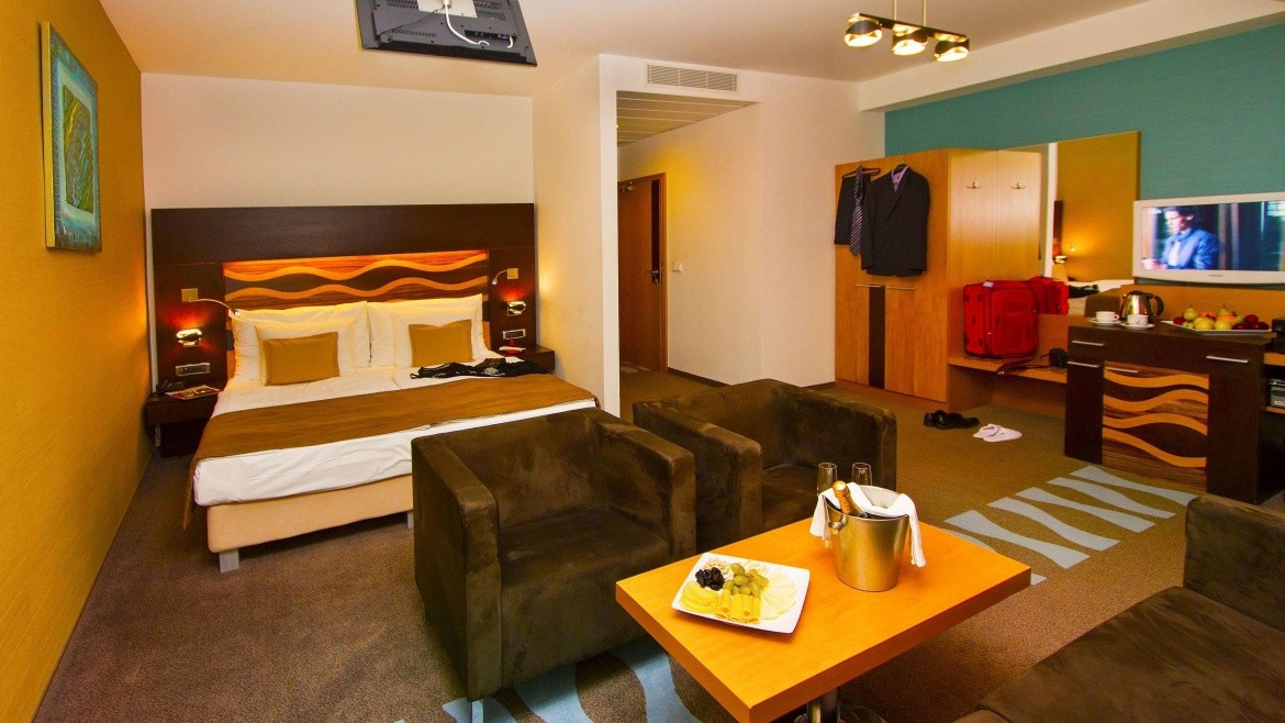 Danubia Gate Hotel