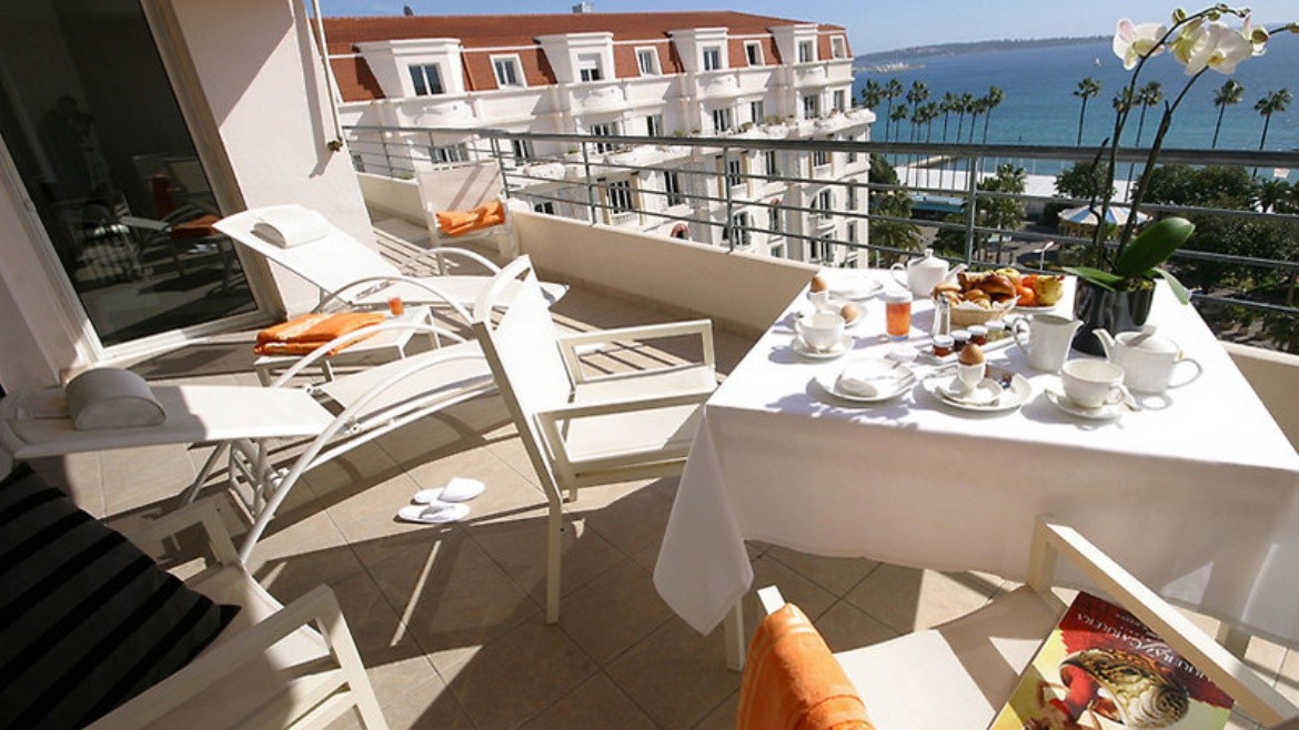 Hôtel Barrière Le Majestic