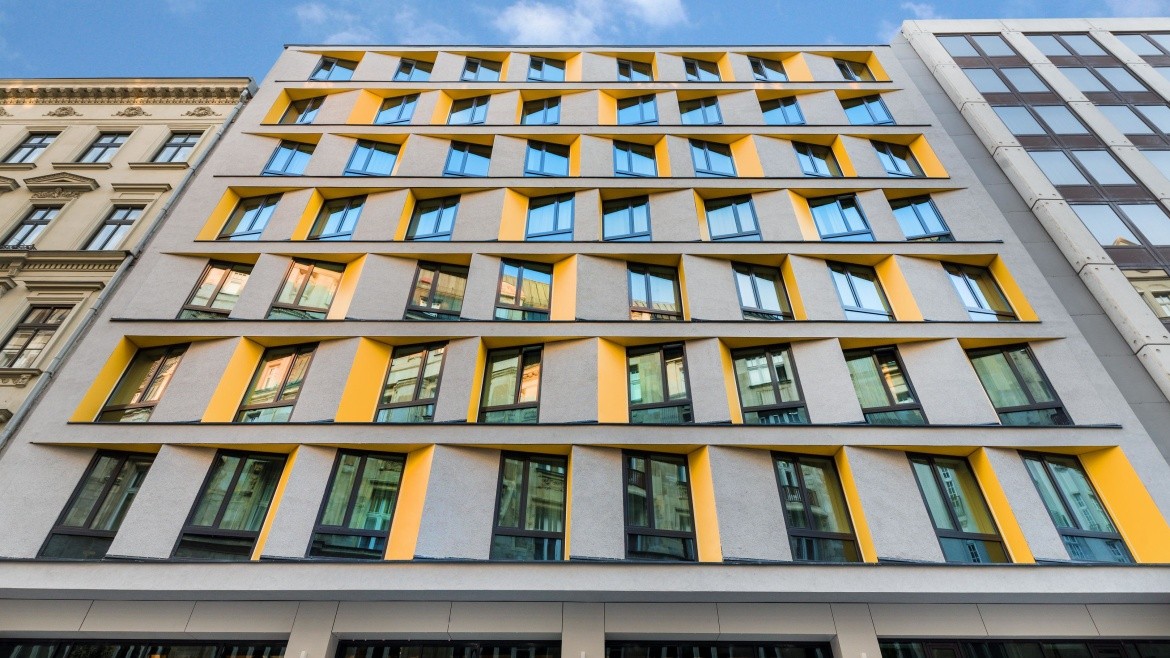 D8 Hotel