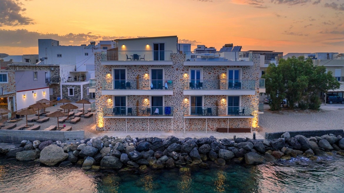 Kyma Rooms & Suites