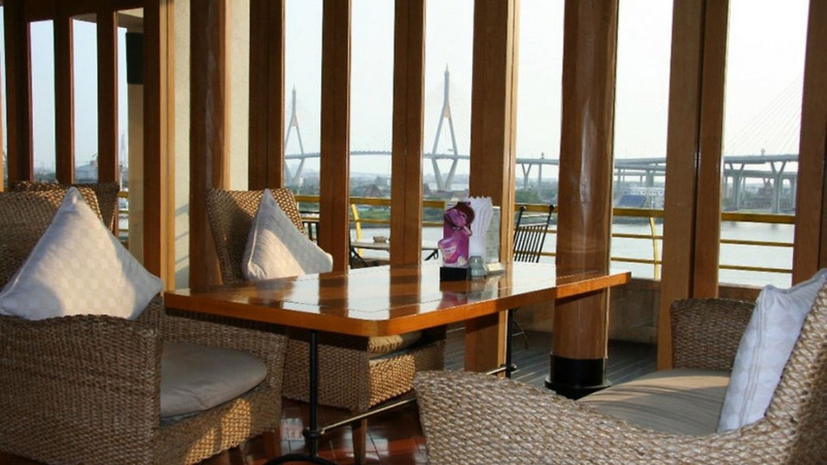 Riverfront Residence