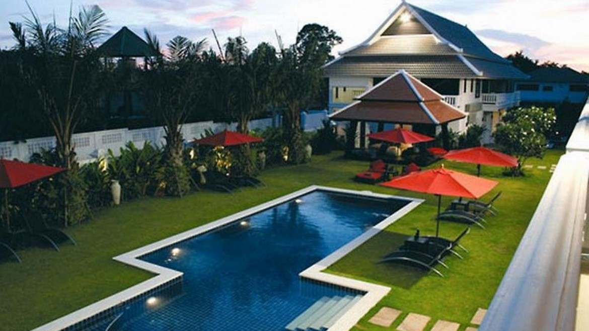 Palm Grove Resort