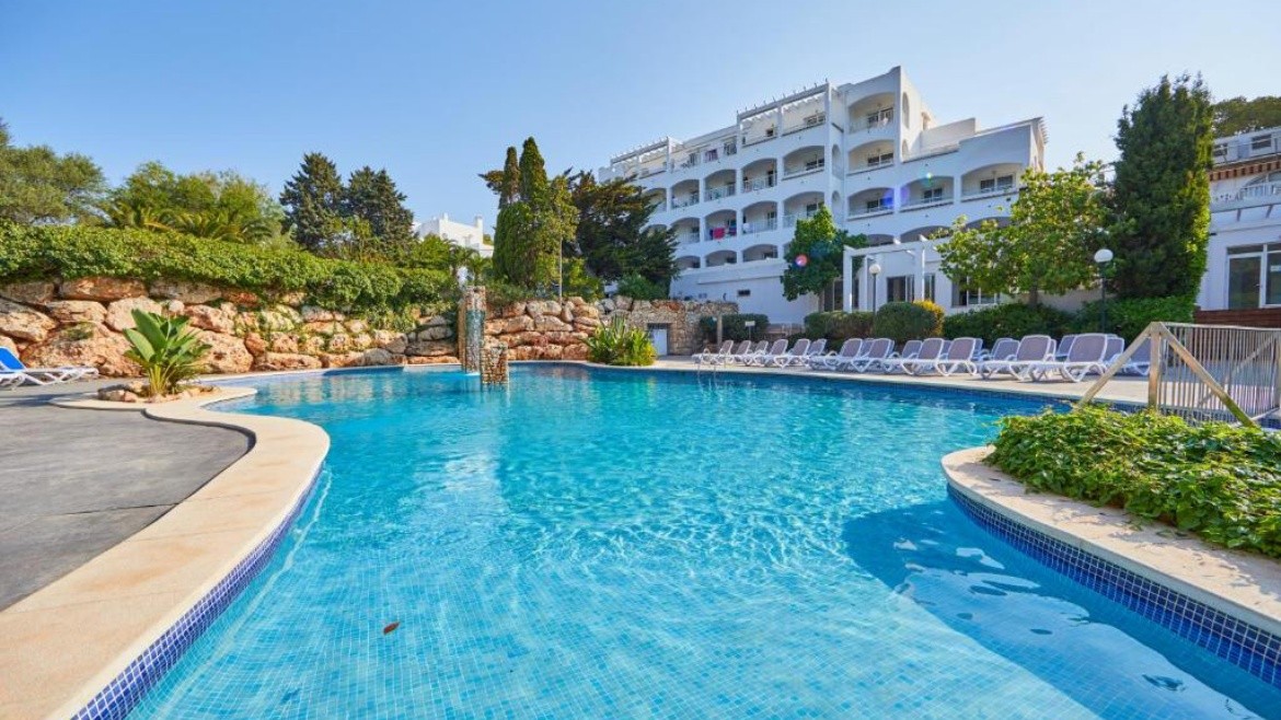 Ola Aparthotel Es Ravells d'Or