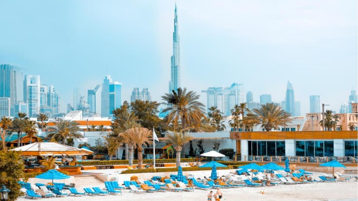 Dubai Marine Beach Resort & Spa