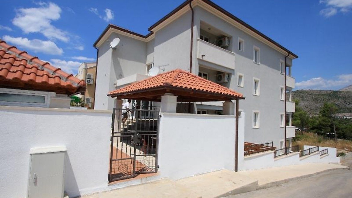 Villa Erna Apartments