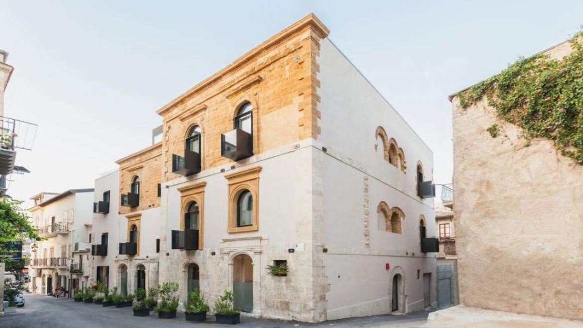 Alba Palace (Favara)