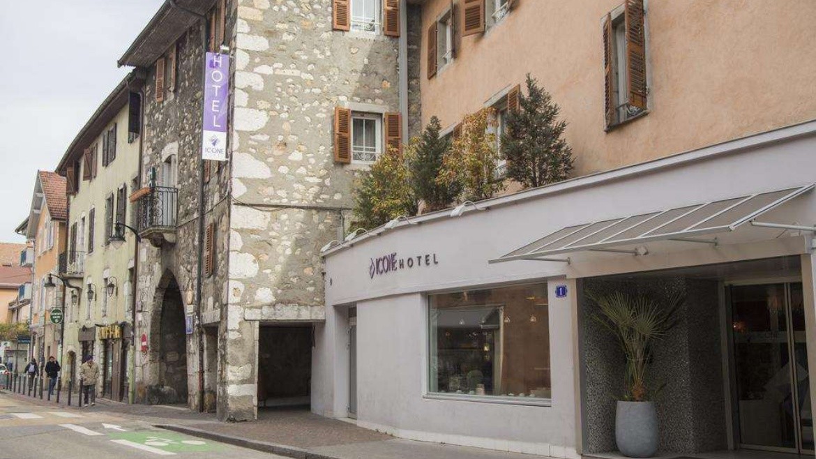 Adonis Annecy Icone