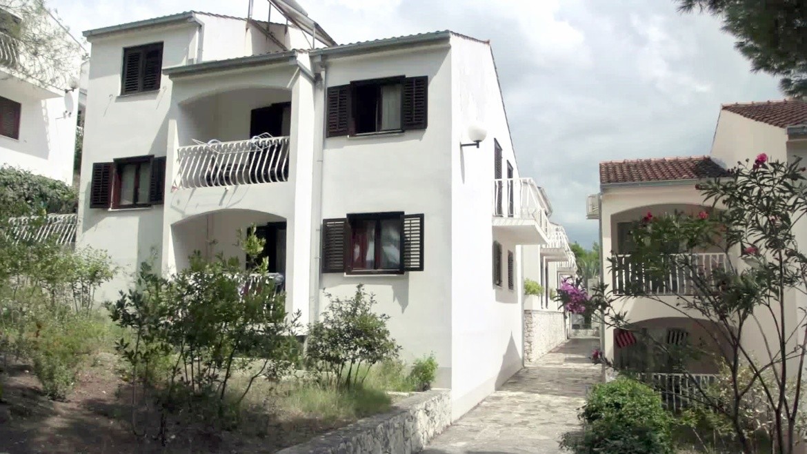 Lavica Beach Apartments