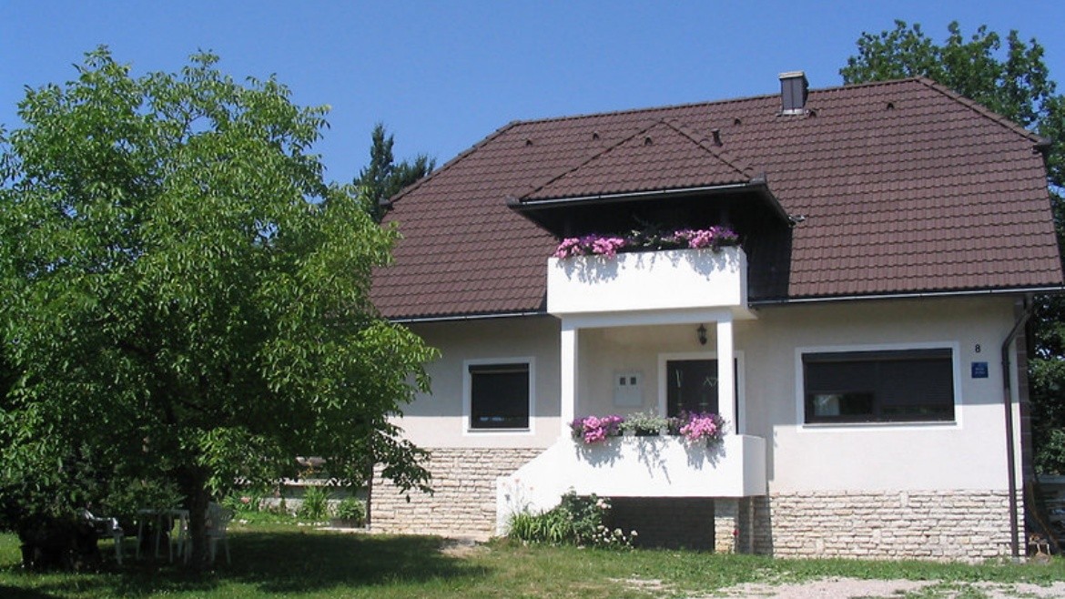 Villa Lykos
