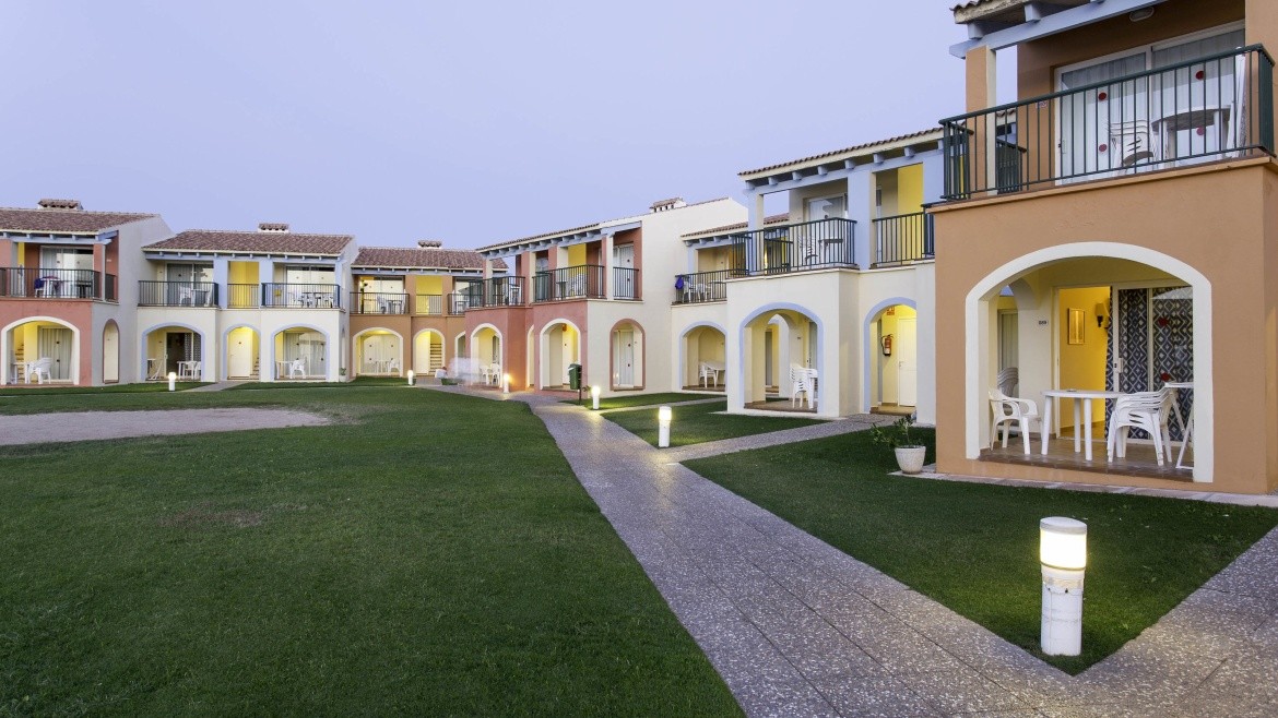 Hyb Sea Club Menorca Aparthotel (Cala'n Blanes)