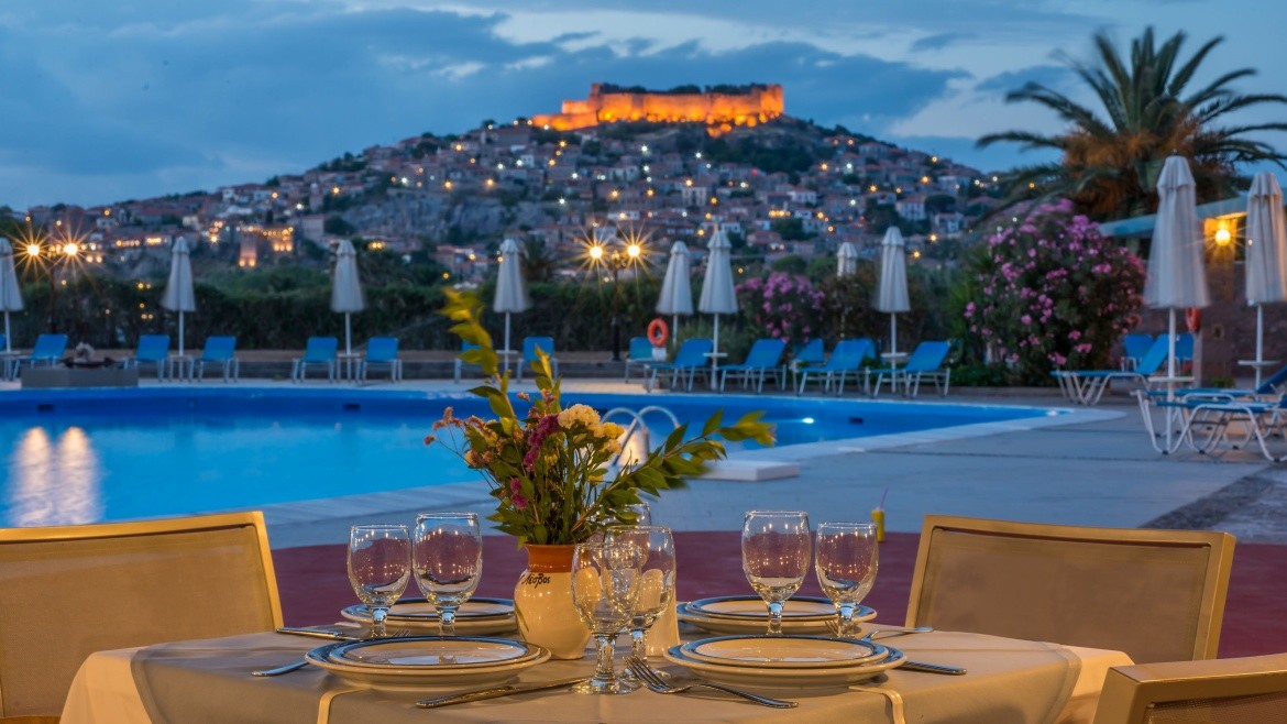 Delfinia Hotel & Bungalows