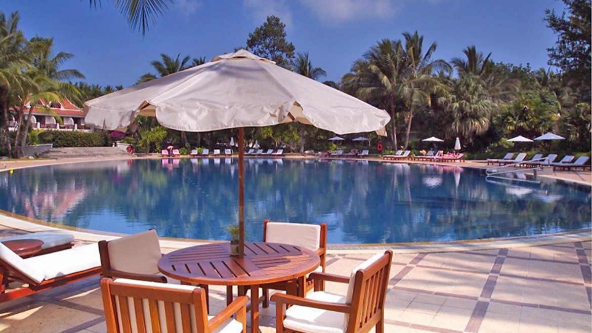 Santiburi Beach Resort Golf & Spa