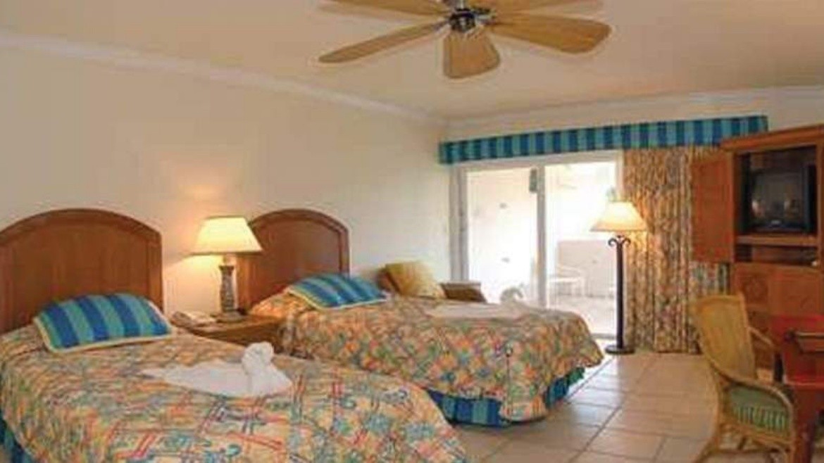 Magdalena Grand Beach & Golf Resort