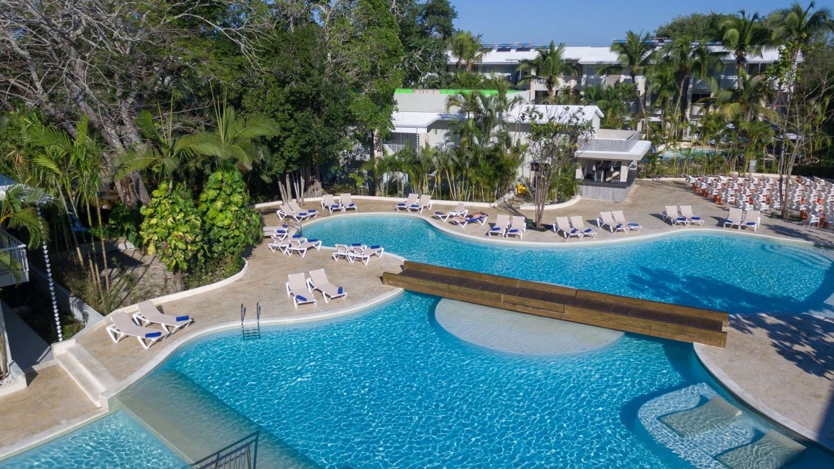 Emotions by Hodelpa Juan Dolio