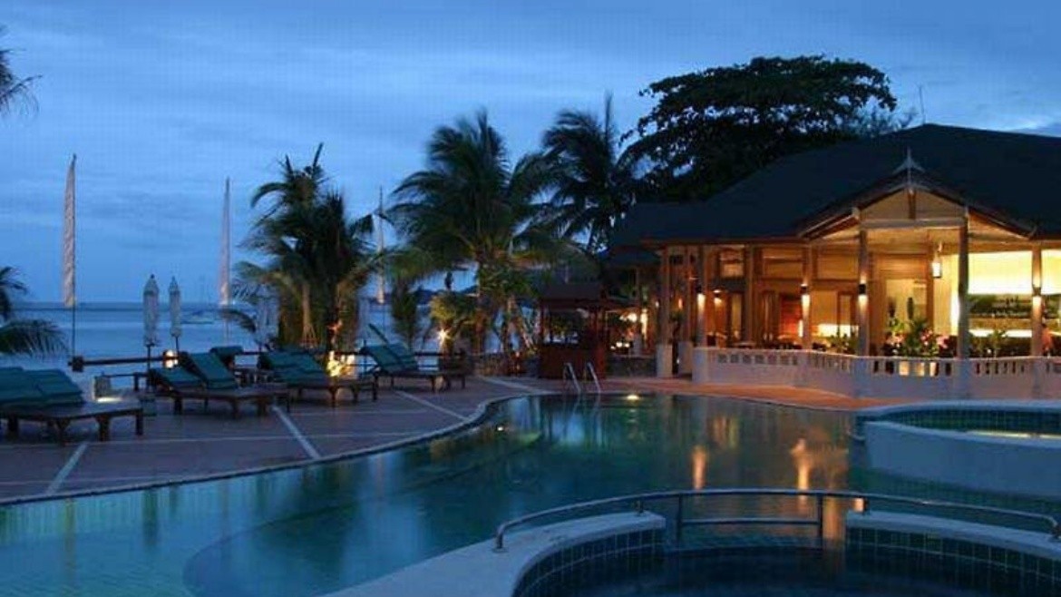 Banana Fan Sea Resort