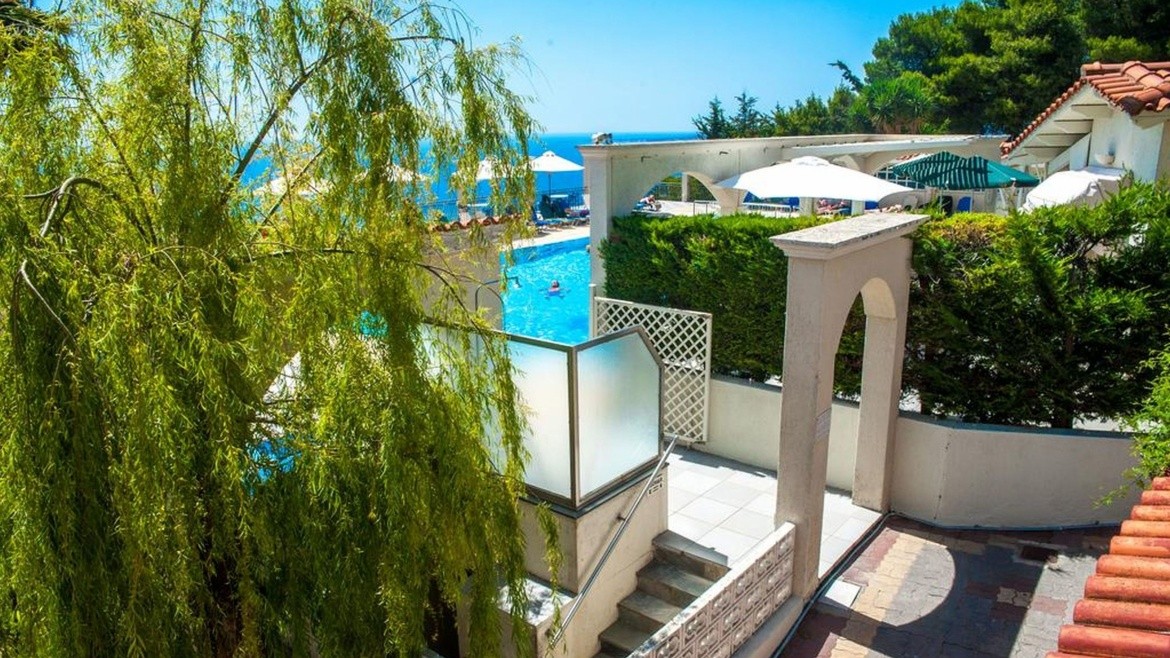 Mouikis Sun Village (Lakithra)
