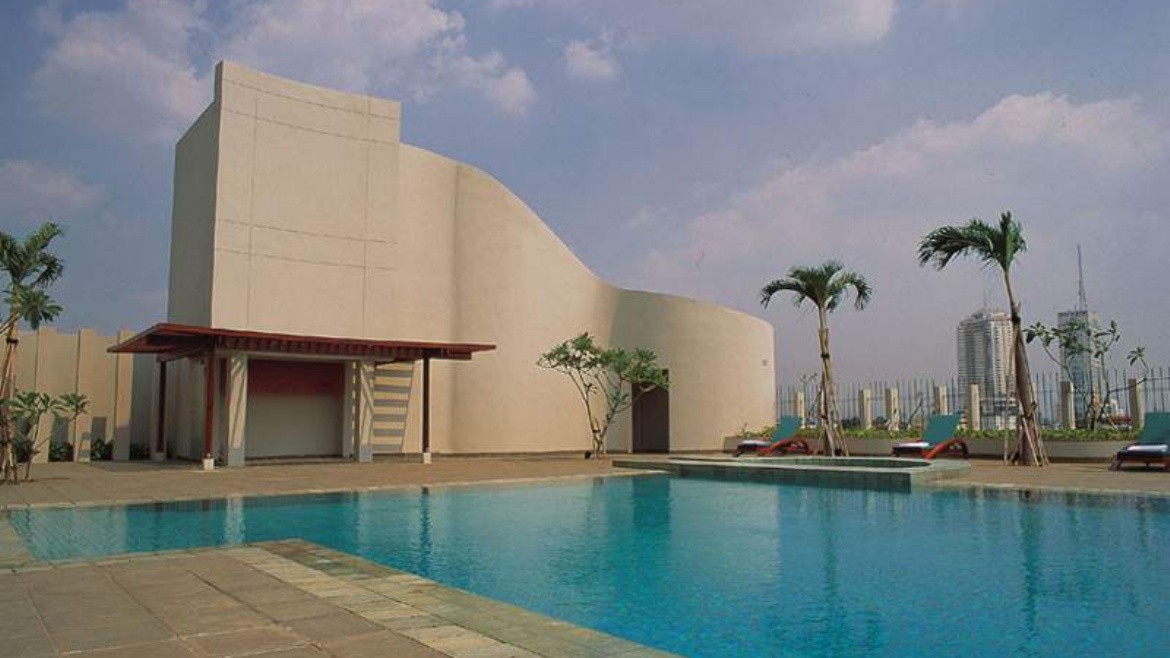 Sparks Luxe Jakarta