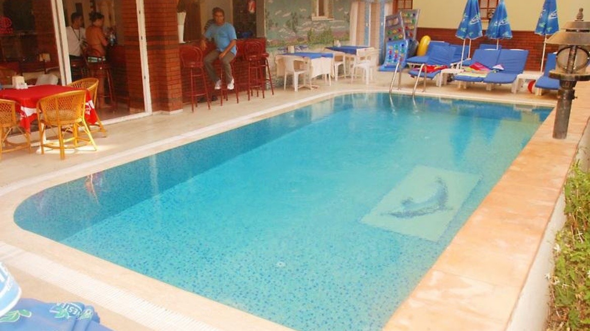 Miss Cleopatra (ex. Özcan)