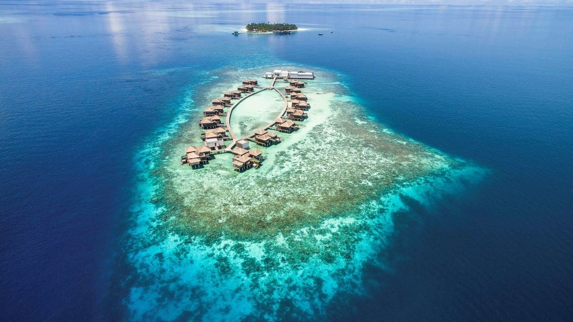 The Halcyon Private Isles Maldives (ex. Raffles Maldives Meradhoo Resort)