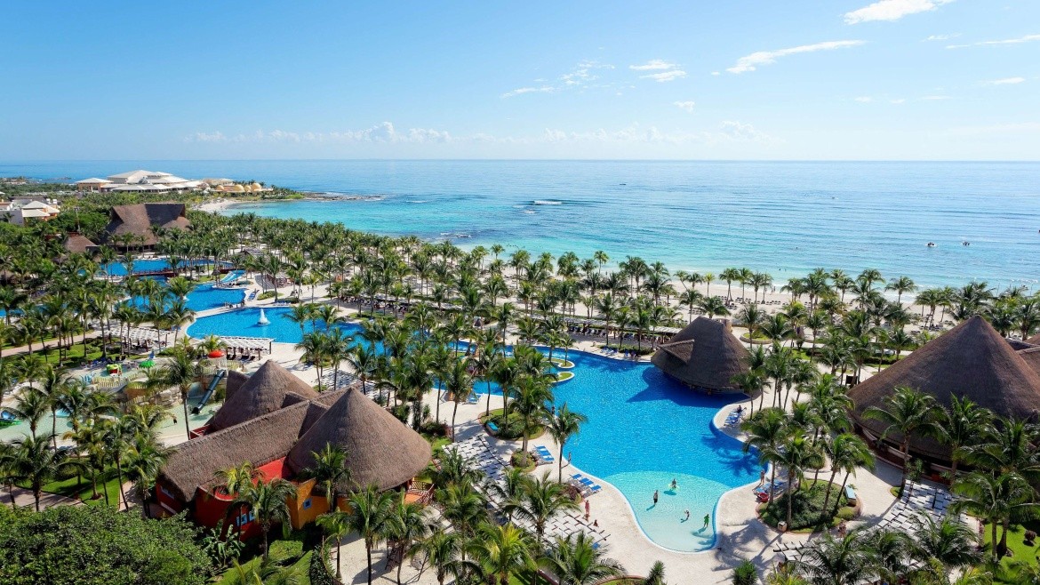 Barcelo Maya Colonial