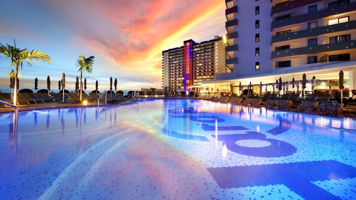 Hard Rock Tenerife (Playa Paraiso)