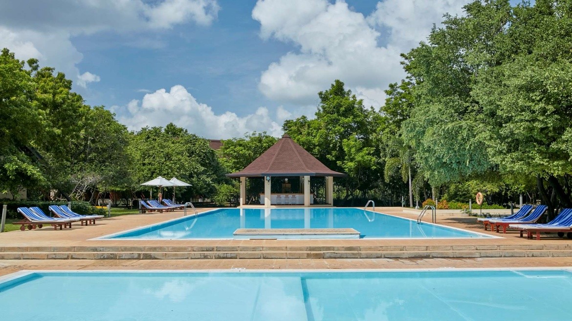 The Paradise Resort & Spa (Deambulla)