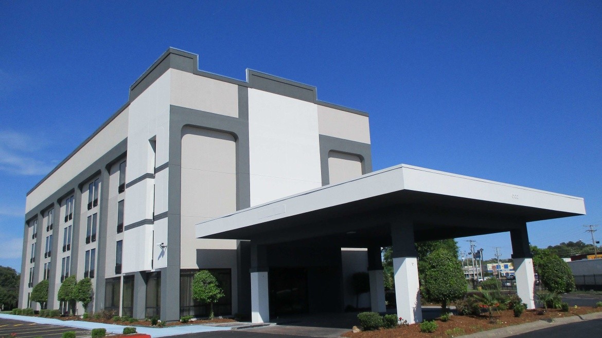 Quality Inn & Suites Little Rock