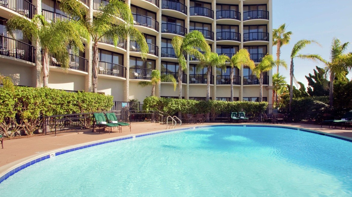 Hilton San Diego Airport/Harbor Island