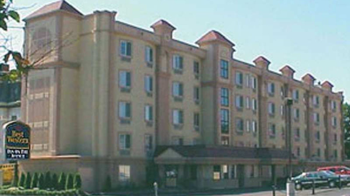 Best Western On The Avenue