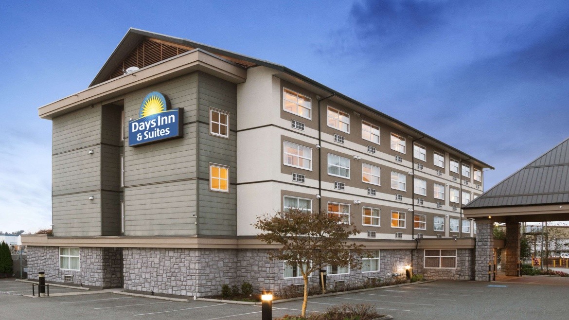 Days Inn & Suites - Langley