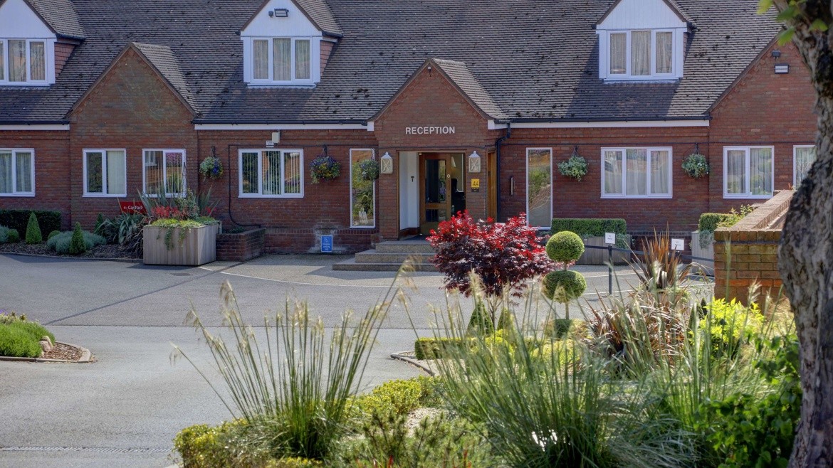 Best Western Plus Windmill Village Hotel & Golf Club