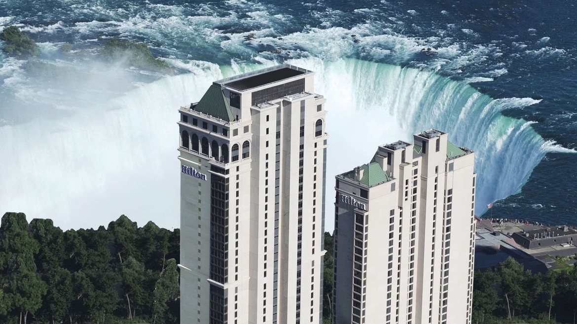 Hilton Niagara Falls/ Fallsview Hotel & Suites