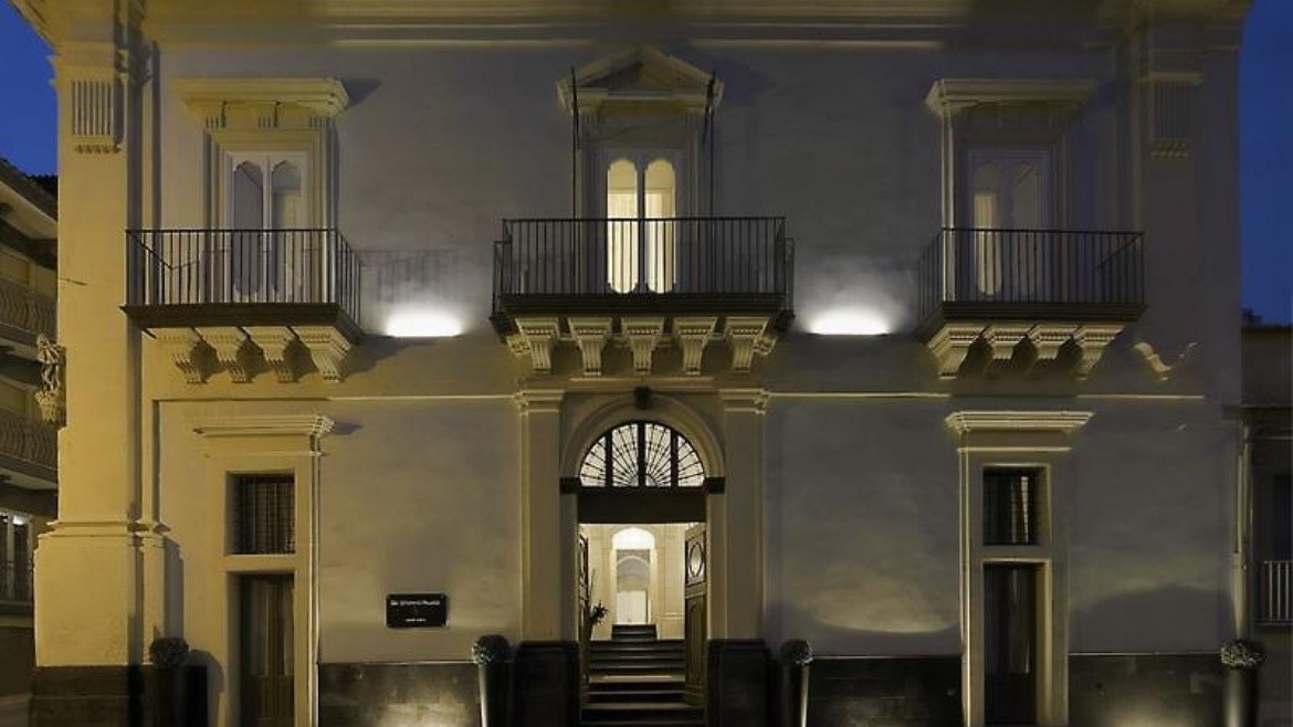 De Stefano Palace