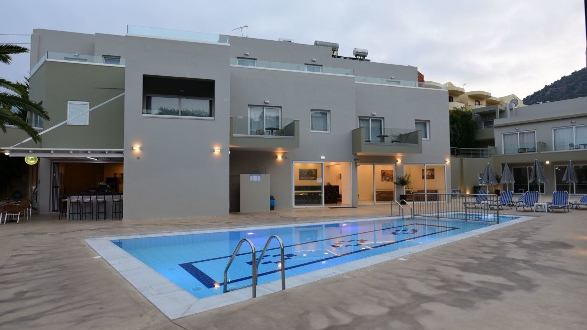 Blue Horizon Apartments