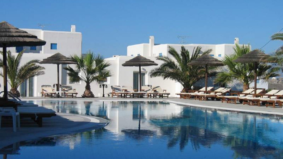 Giannoulaki Delian Collection