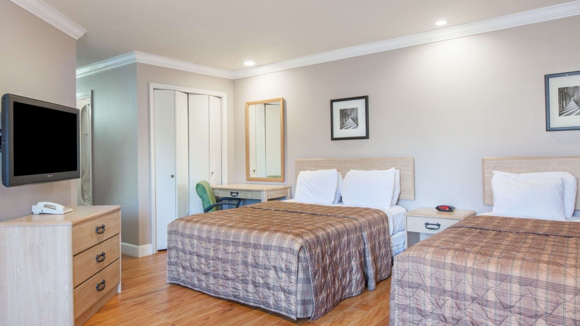 Days Inn South San Francisco South/Oyster Point Airport