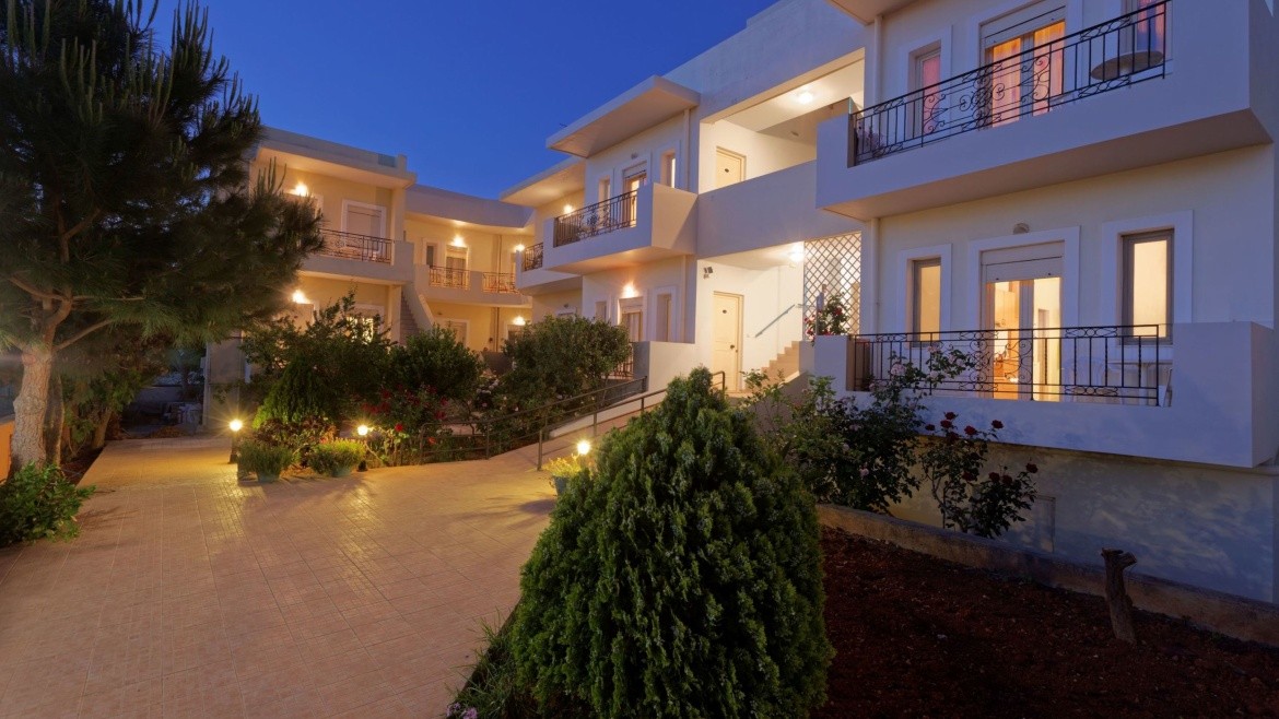 Fotis Studios Apartments