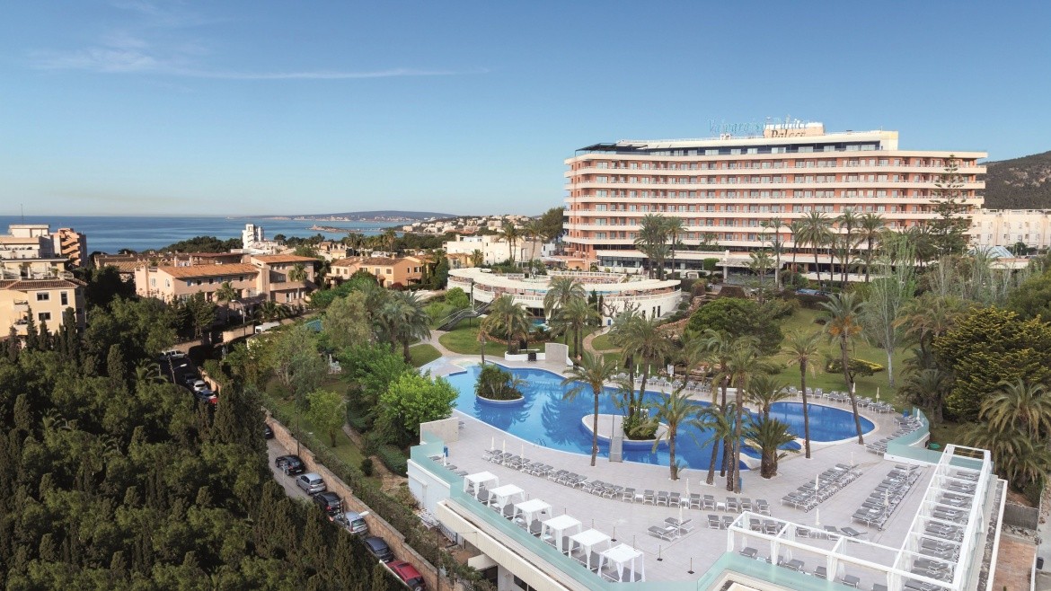 GPRO Valparaiso Palace