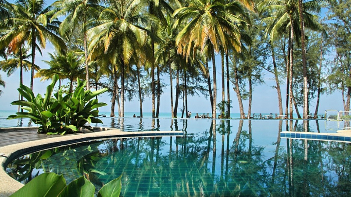Manathai Khao Lak