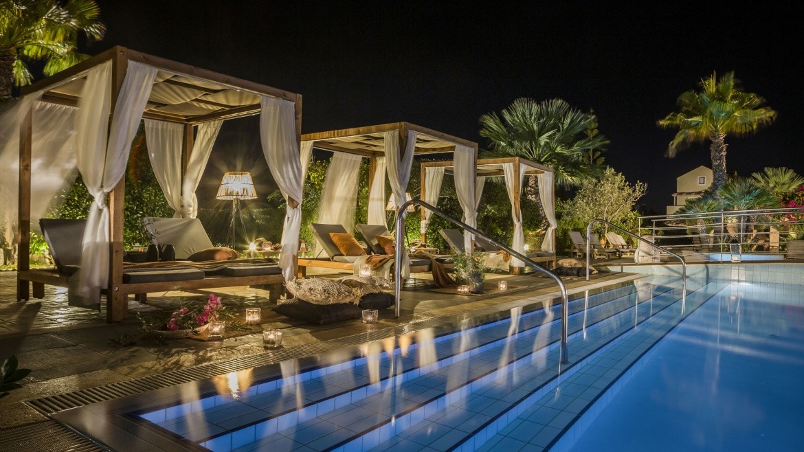 Studia a apartmány Avithos Resort